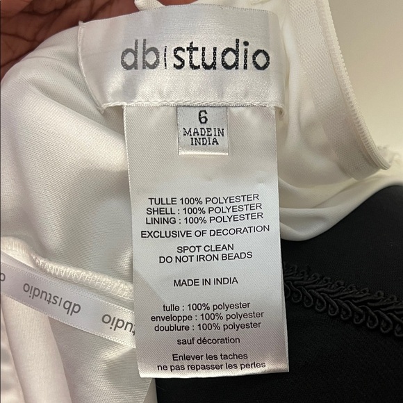 Elegant White Beaded Dress with Sequins by DB Studio, sz 6 - Picture 3 of 14